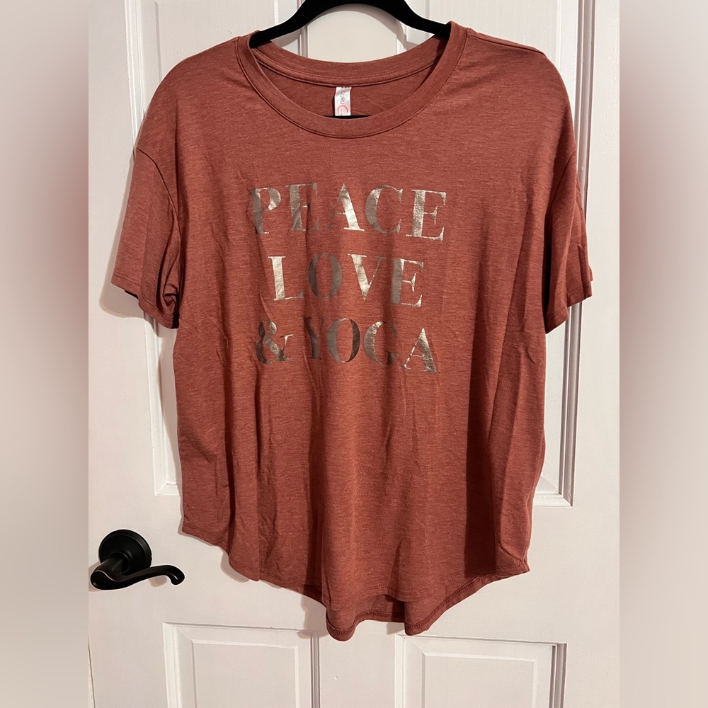 yoga shirt